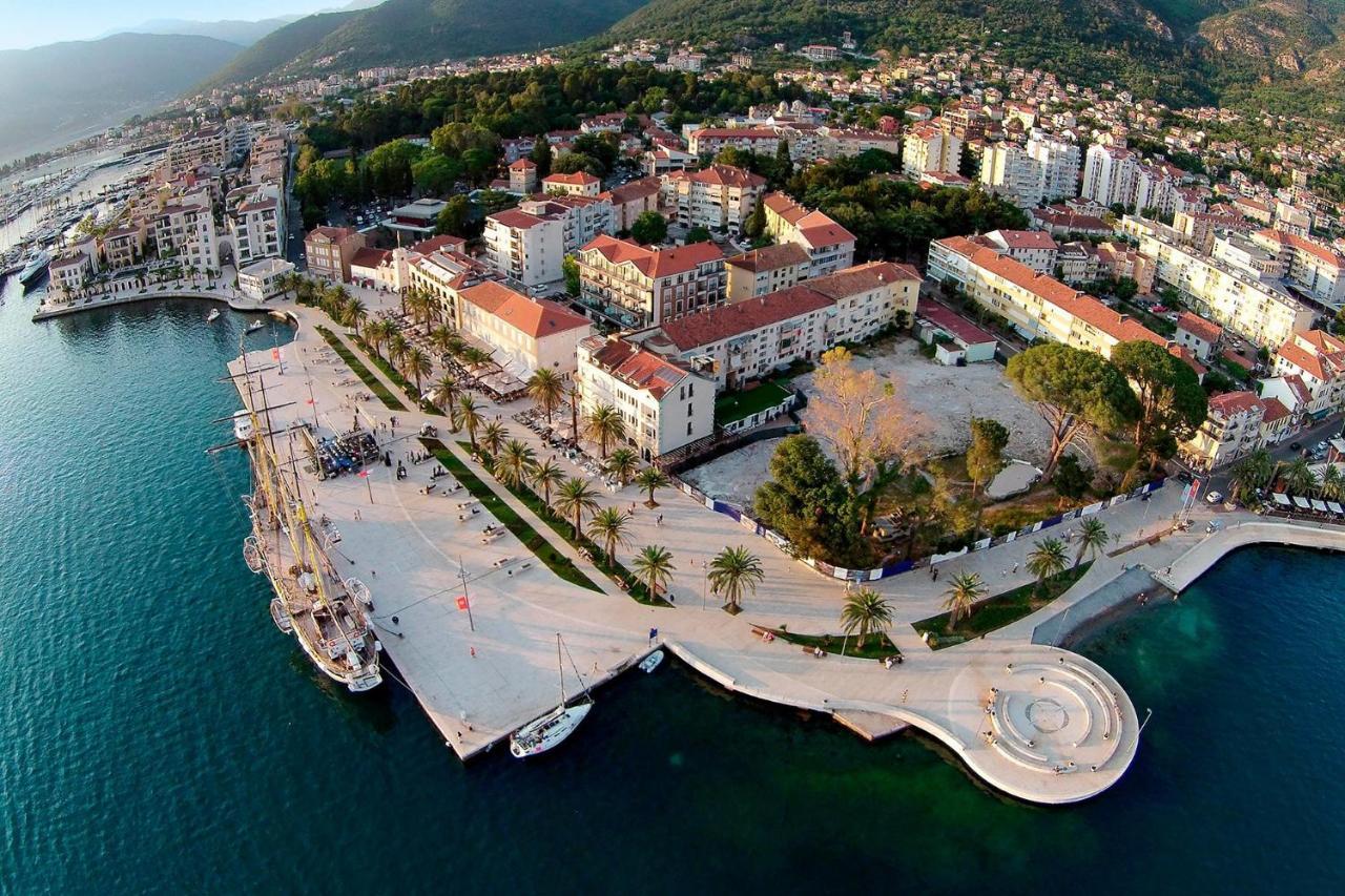 Room Next To Porto Montenegro Tivat Zewnętrze zdjęcie