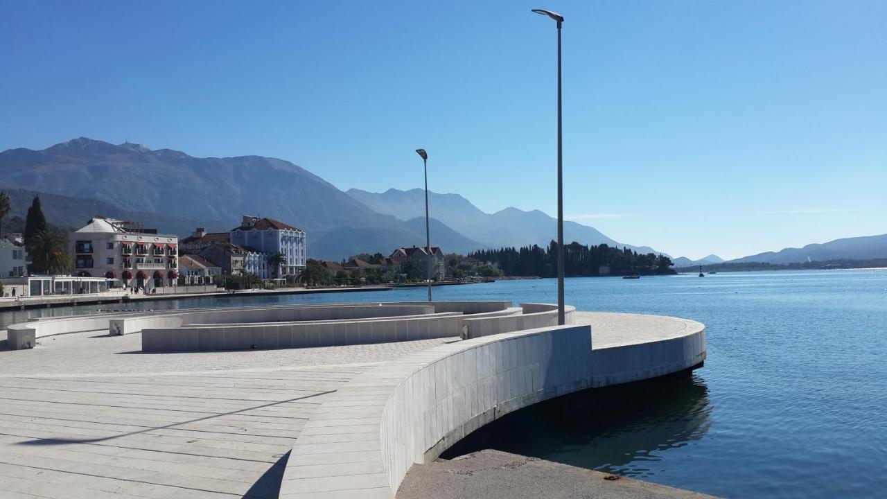 Room Next To Porto Montenegro Tivat Zewnętrze zdjęcie